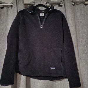 Women's Black Fleece Patagonia Soze Large